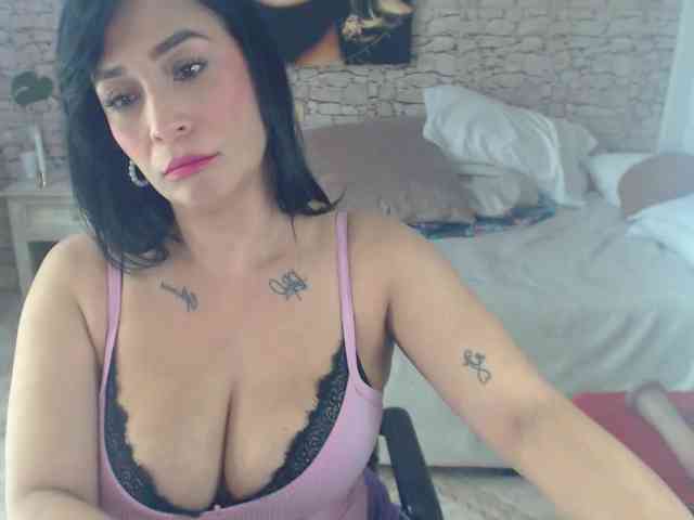 AlissonTyler webcam
