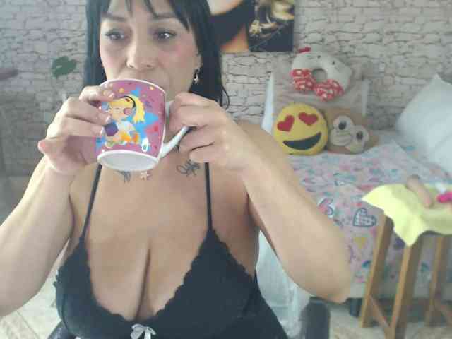 AlissonTyler Live Webcam on BongaCams