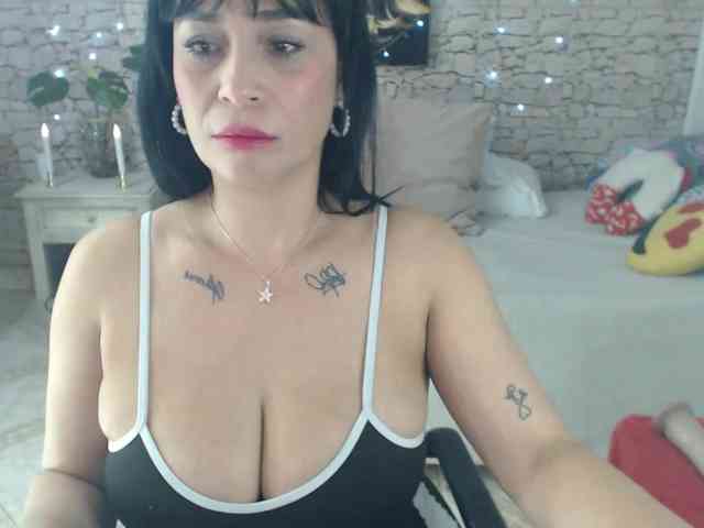 AlissonTyler webcam