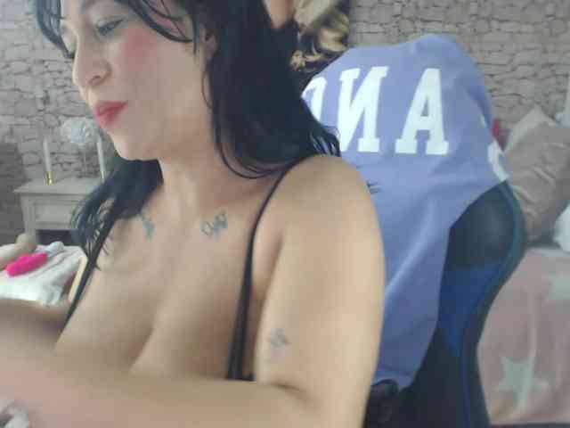 AlissonTyler webcam