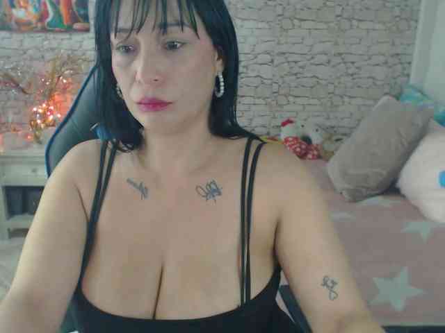 AlissonTyler AlissonTyler