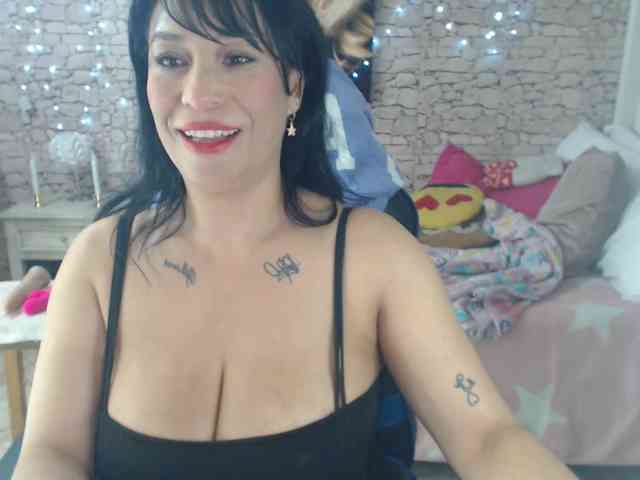 AlissonTyler webcam
