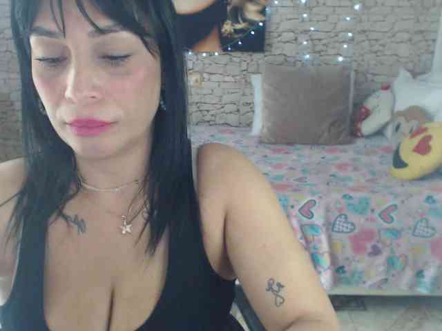 AlissonTyler webcam