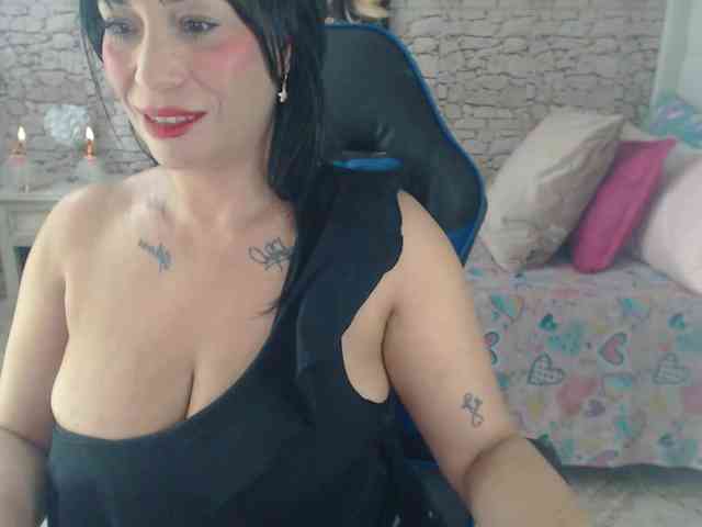 AlissonTyler AlissonTyler