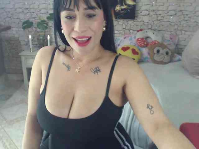 AlissonTyler webcam