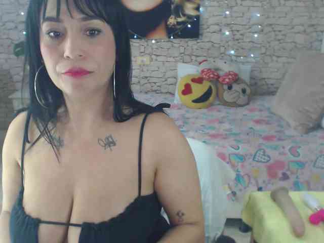 AlissonTyler webcam