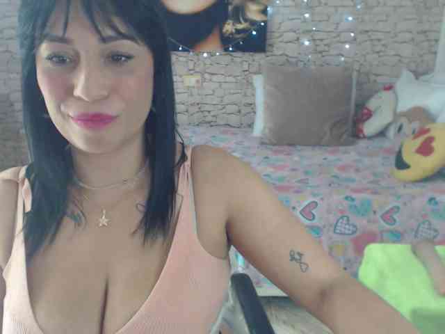AlissonTyler webcam
