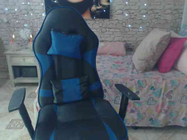 AlissonTyler AlissonTyler