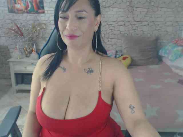 AlissonTyler AlissonTyler