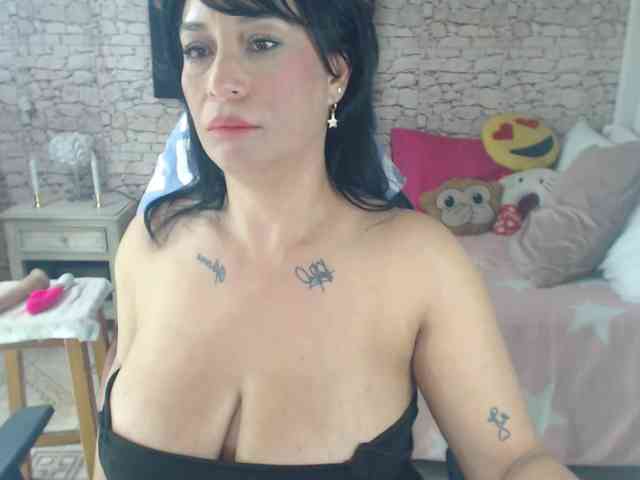 AlissonTyler webcam