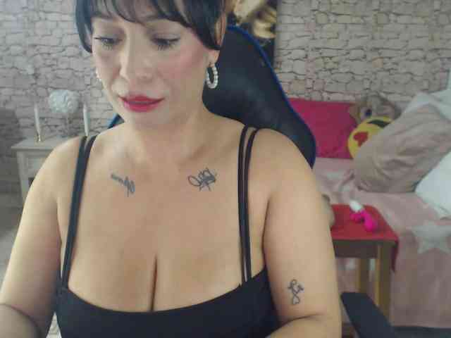 AlissonTyler webcam