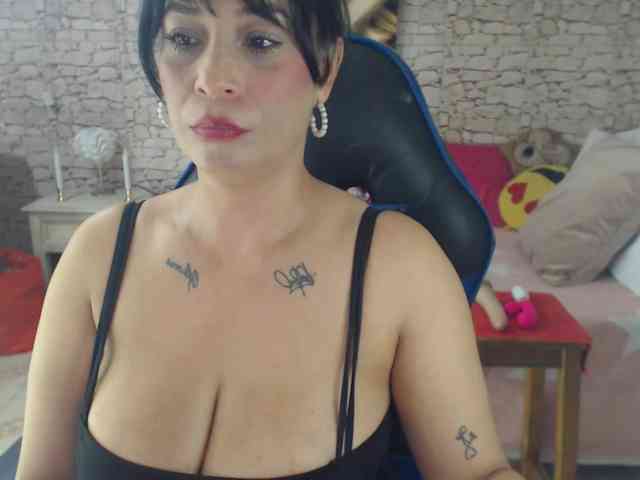 AlissonTyler webcam
