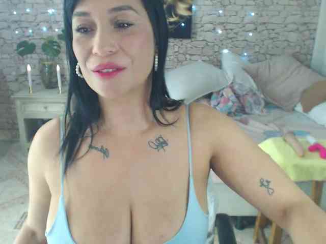 AlissonTyler webcam