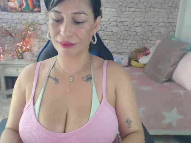 AlissonTyler AlissonTyler