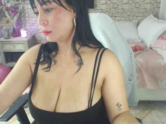 AlissonTyler AlissonTyler