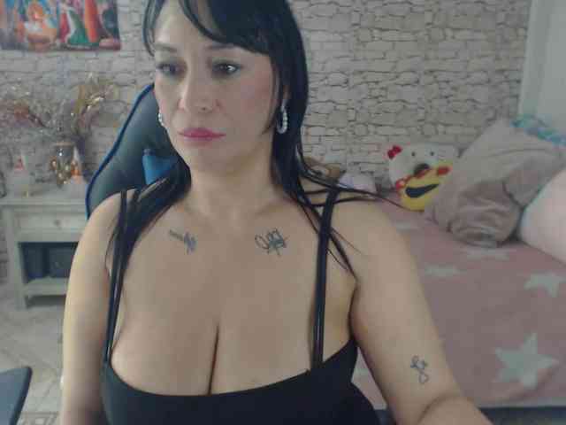 AlissonTyler AlissonTyler