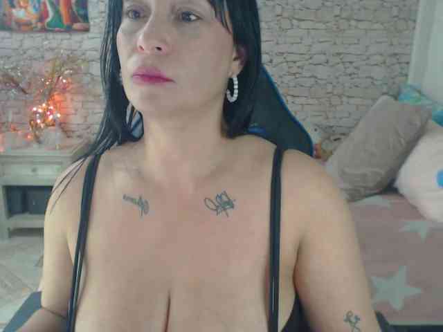 AlissonTyler AlissonTyler