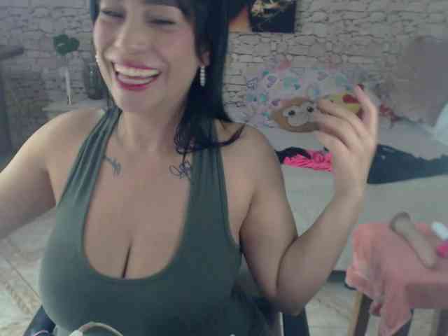 AlissonTyler webcam