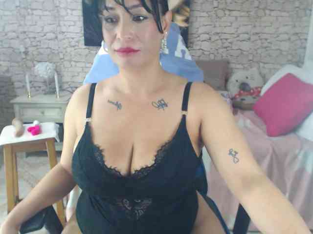 AlissonTyler webcam
