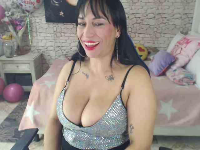 AlissonTyler AlissonTyler