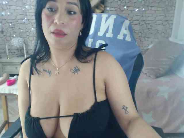 AlissonTyler webcam