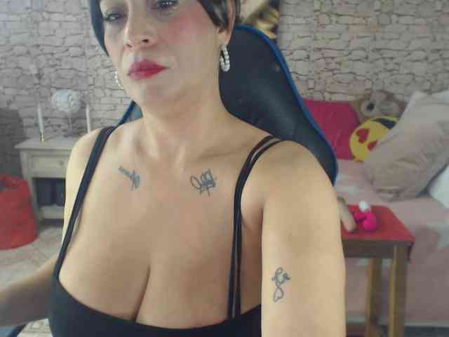 AlissonTyler webcam
