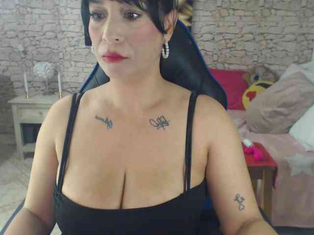 AlissonTyler webcam
