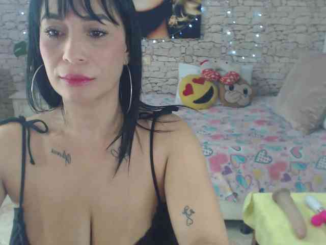 live webcam porn AlissonTyler