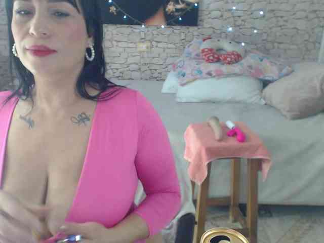 AlissonTyler webcam