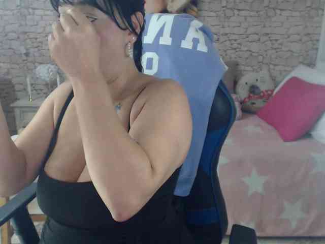 AlissonTyler webcam