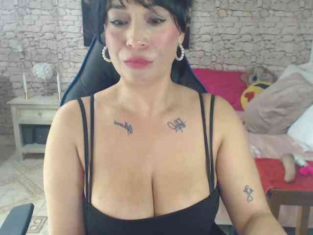 AlissonTyler webcam