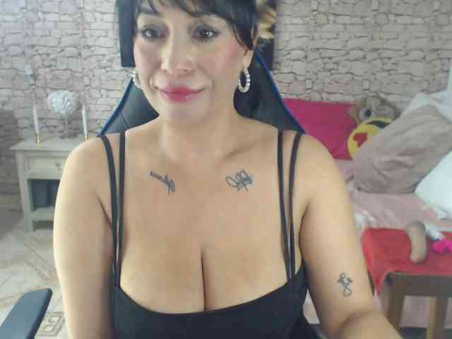 AlissonTyler webcam
