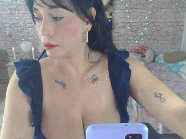 AlissonTyler AlissonTyler