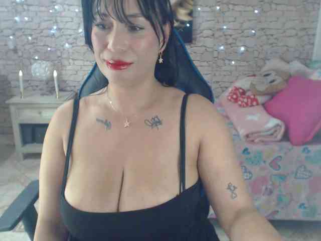 AlissonTyler AlissonTyler