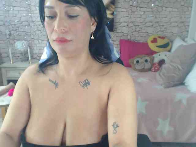 AlissonTyler webcam