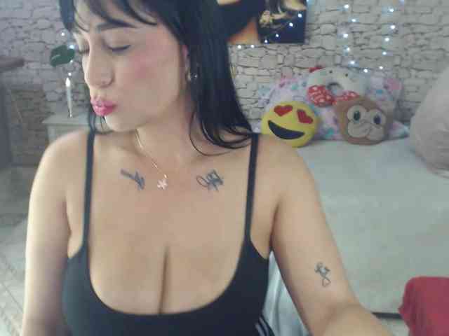 AlissonTyler webcam