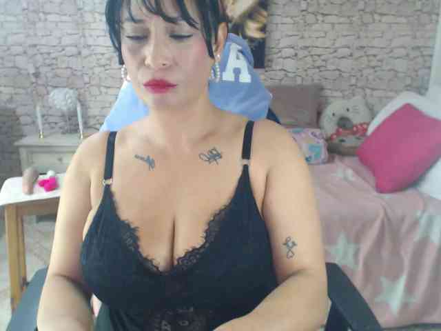 AlissonTyler webcam