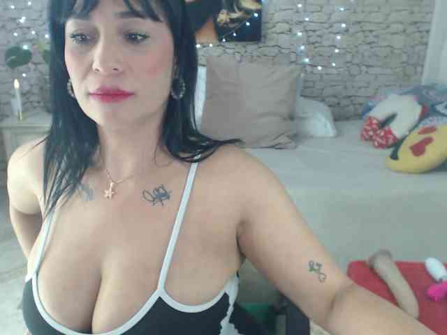 AlissonTyler webcam