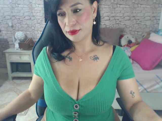 AlissonTyler webcam