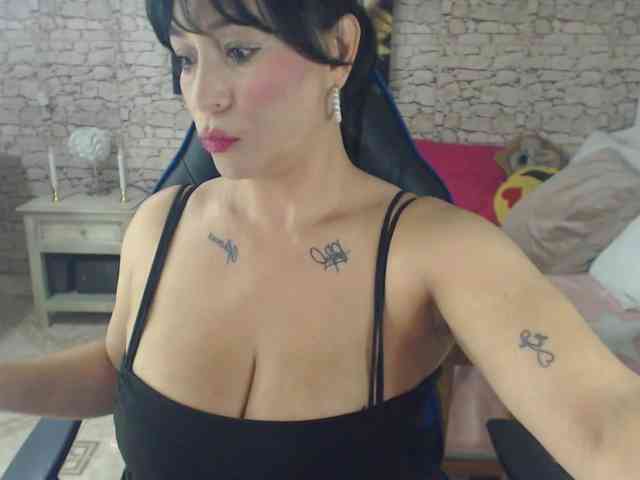 AlissonTyler webcam