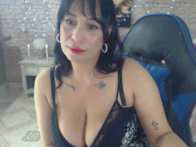 AlissonTyler AlissonTyler