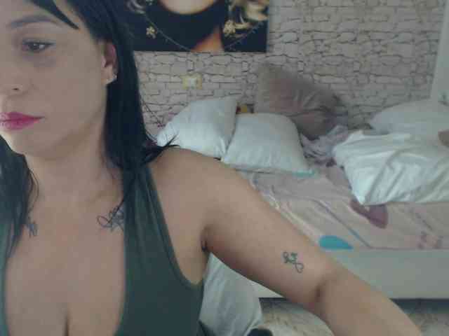 AlissonTyler webcam