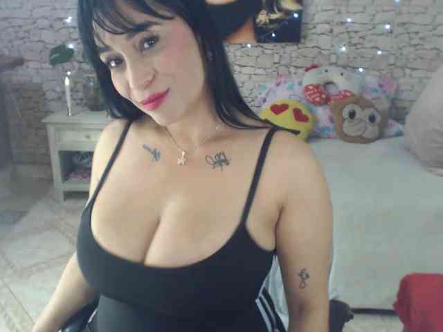 AlissonTyler webcam