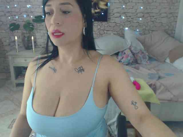 AlissonTyler webcam