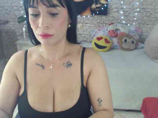 AlissonTyler webcam