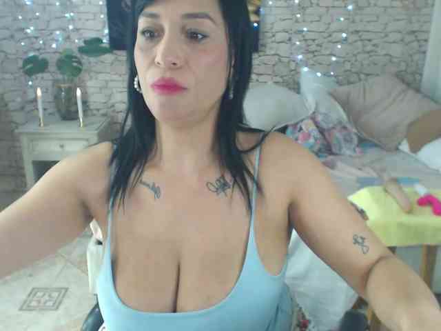 AlissonTyler webcam