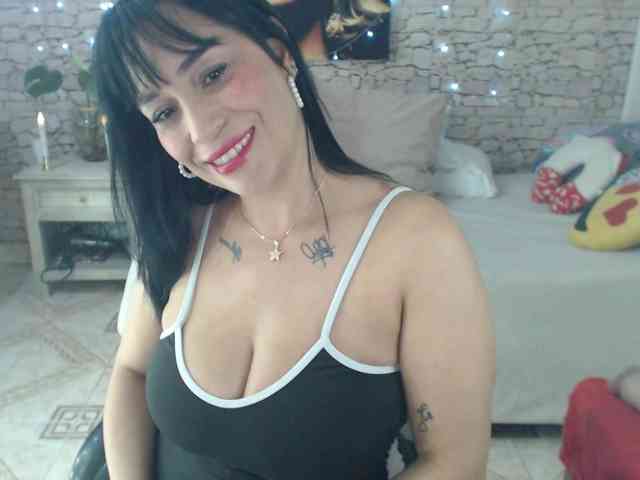 AlissonTyler webcam