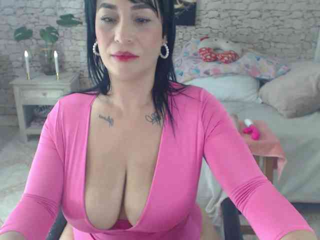AlissonTyler webcam