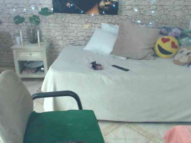 AlissonTyler webcam