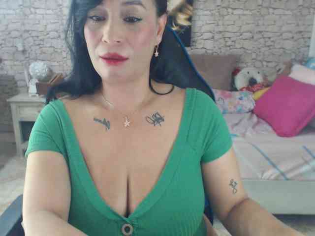 AlissonTyler webcam